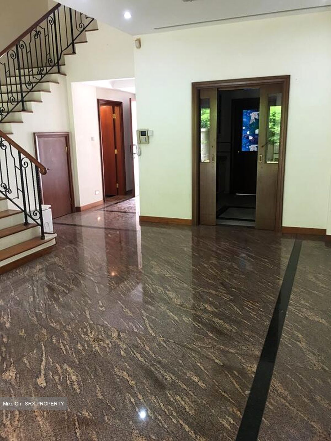 Changi Heights (D17), Terrace #529536901